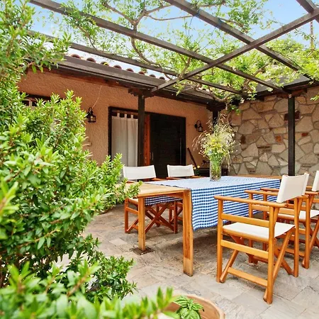 Villa Villampogaziou Ii *